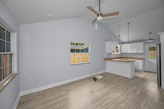 1876 SYLVAN DRIVE, Clearwater, FL 33755