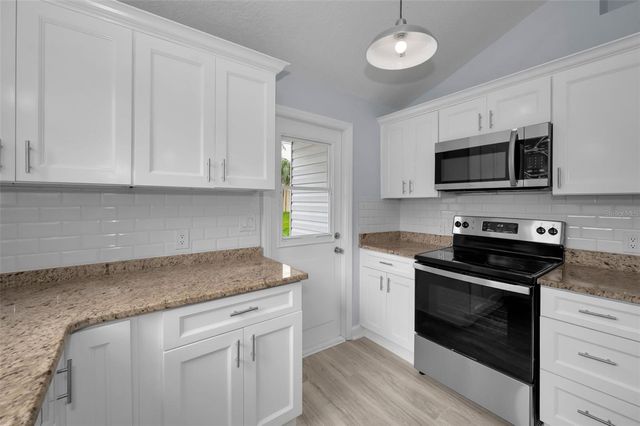 1876 SYLVAN DRIVE, Clearwater, FL 33755