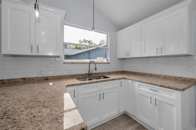 1876 SYLVAN DRIVE, Clearwater, FL 33755