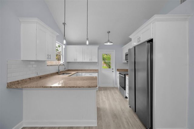 1876 SYLVAN DRIVE, Clearwater, FL 33755