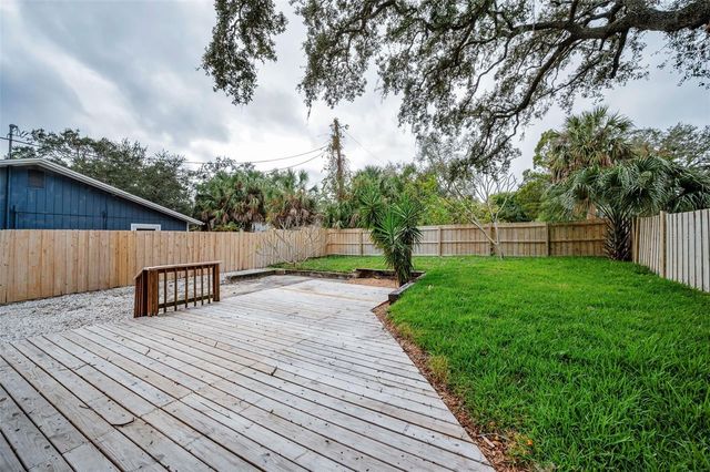 1876 SYLVAN DRIVE, Clearwater, FL 33755