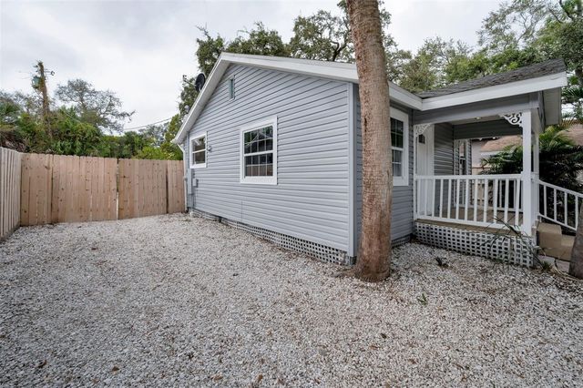 1876 SYLVAN DRIVE, Clearwater, FL 33755