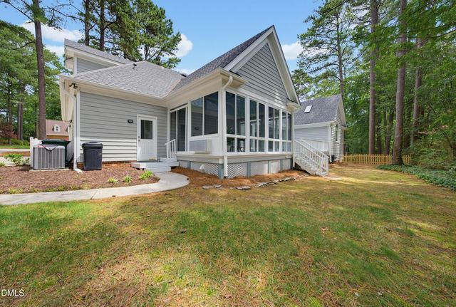 111 Burlingame Way, Cary, NC 27513