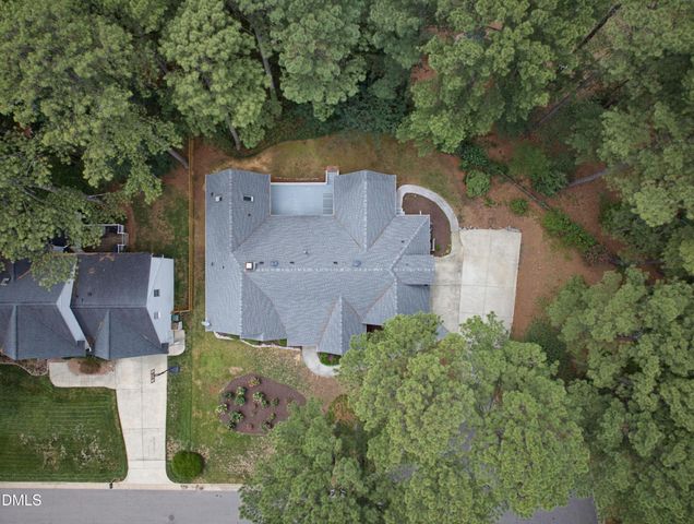 111 Burlingame Way, Cary, NC 27513