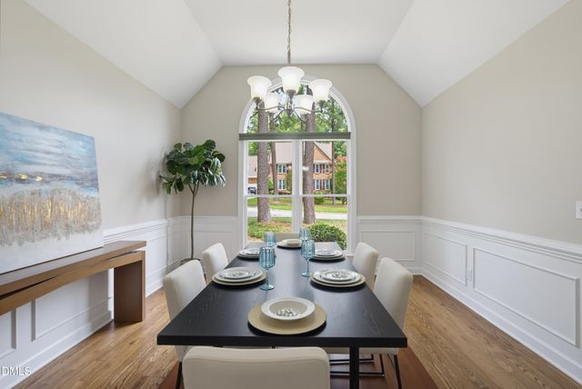 111 Burlingame Way, Cary, NC 27513