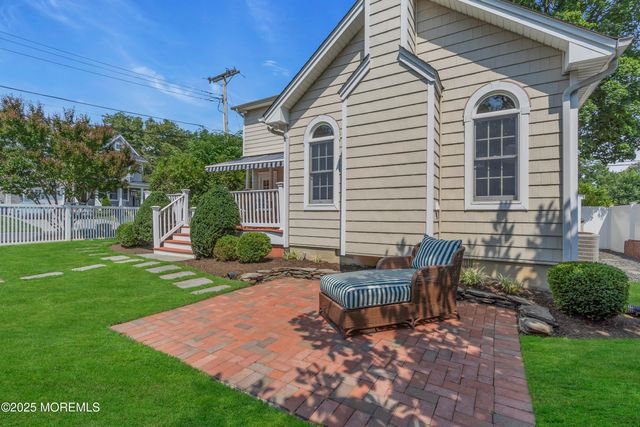 57 W River Road, Rumson, NJ 07760