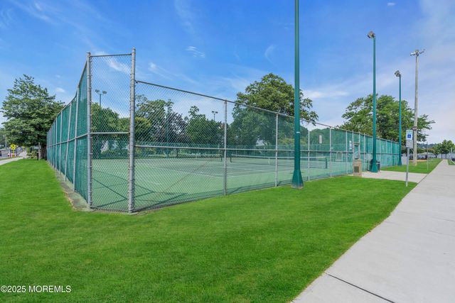 57 W River Road, Rumson, NJ 07760