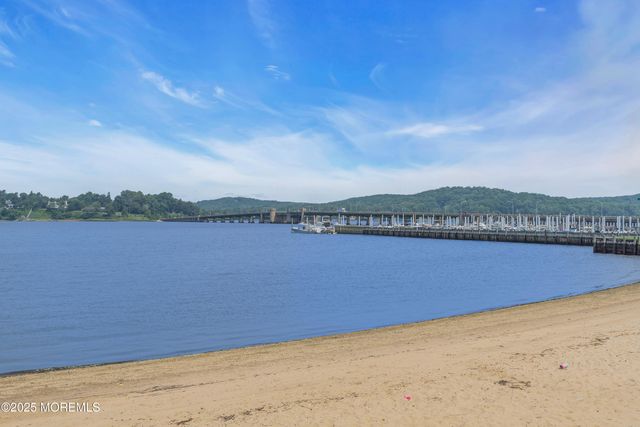 57 W River Road, Rumson, NJ 07760