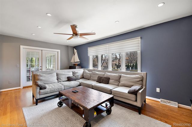 22416 Ardmore Park Drive, St. Clair Shores, MI 48081
