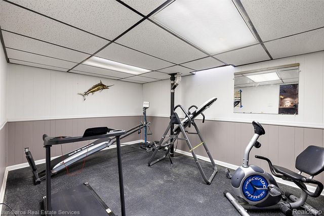 22416 Ardmore Park Drive, St. Clair Shores, MI 48081