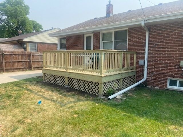 1418 S 6th Avenue, Des Plaines, IL 60018