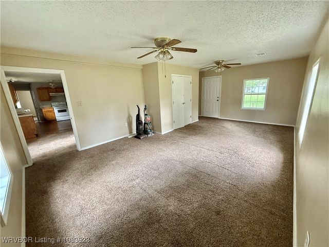 105 Witteville Road, Poteau, OK 74953