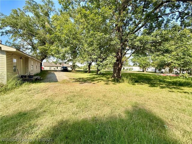 105 Witteville Road, Poteau, OK 74953