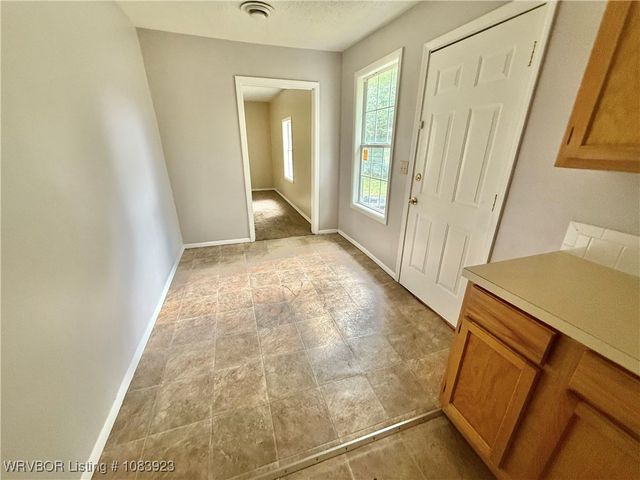 105 Witteville Road, Poteau, OK 74953