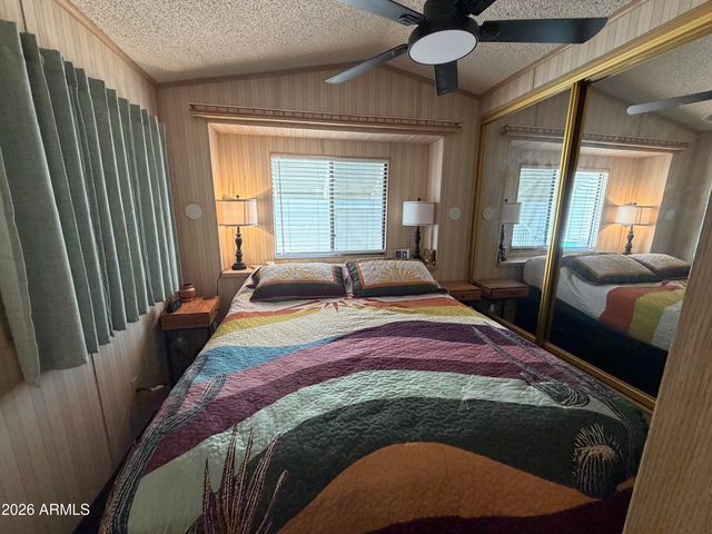 1073 S SENECA Drive, Apache Junction, AZ 85119