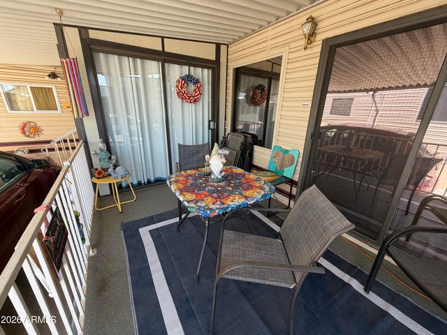 1073 S SENECA Drive, Apache Junction, AZ 85119