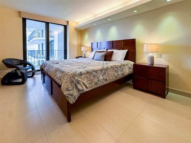 8877 Collins Ave 809, Surfside, FL 33154