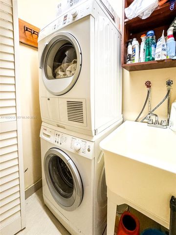 8877 Collins Ave 809, Surfside, FL 33154