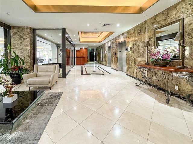 8877 Collins Ave 809, Surfside, FL 33154