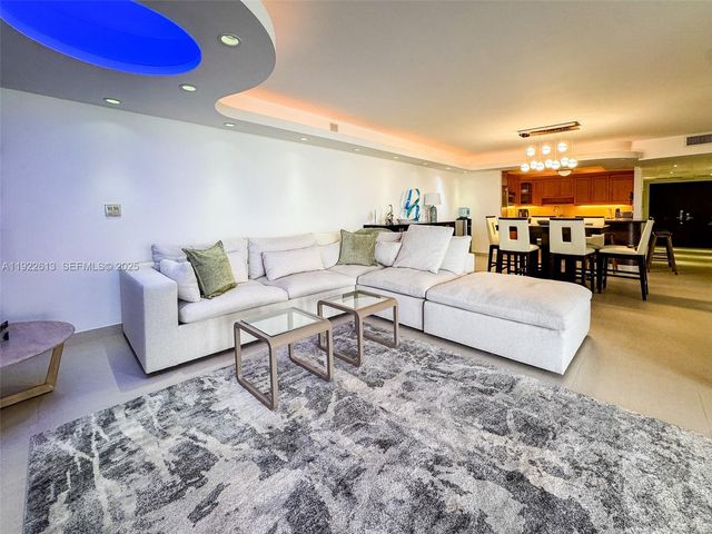 8877 Collins Ave 809, Surfside, FL 33154