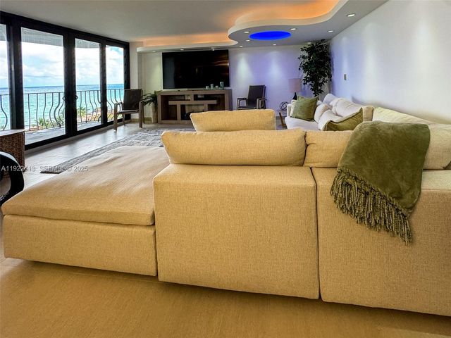 8877 Collins Ave 809, Surfside, FL 33154