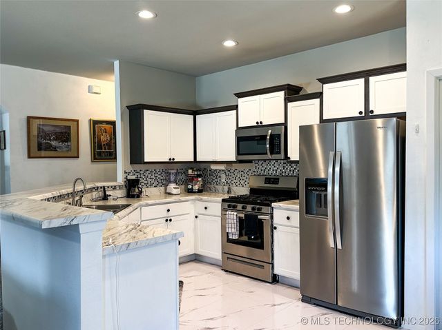 23714 E 115th Street S, Broken Arrow, OK 74014