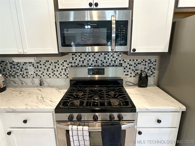 23714 E 115th Street S, Broken Arrow, OK 74014