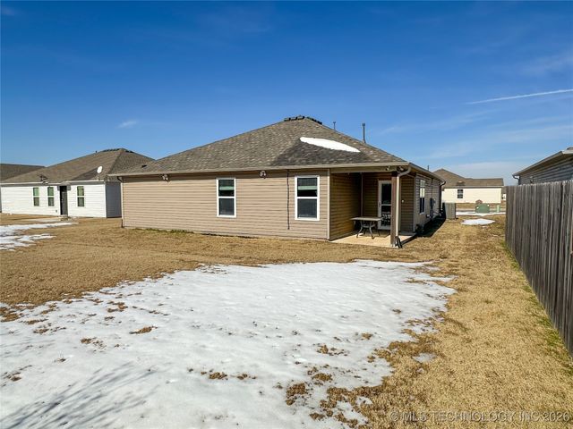 23714 E 115th Street S, Broken Arrow, OK 74014