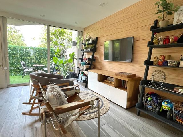 201 Crandon Boulevard 175, Key Biscayne, FL 33149
