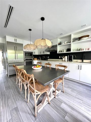 201 Crandon Boulevard 175, Key Biscayne, FL 33149