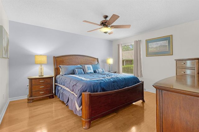 649 RAVENEL COURT, The Villages, FL 32162