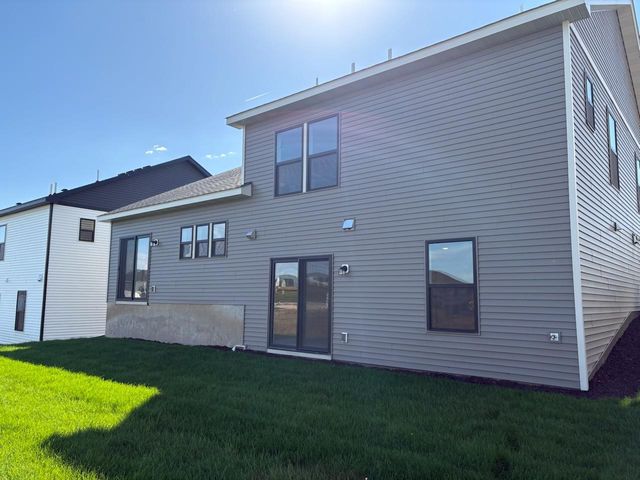 8828 63rd Street S, Cottage Grove, MN 55016