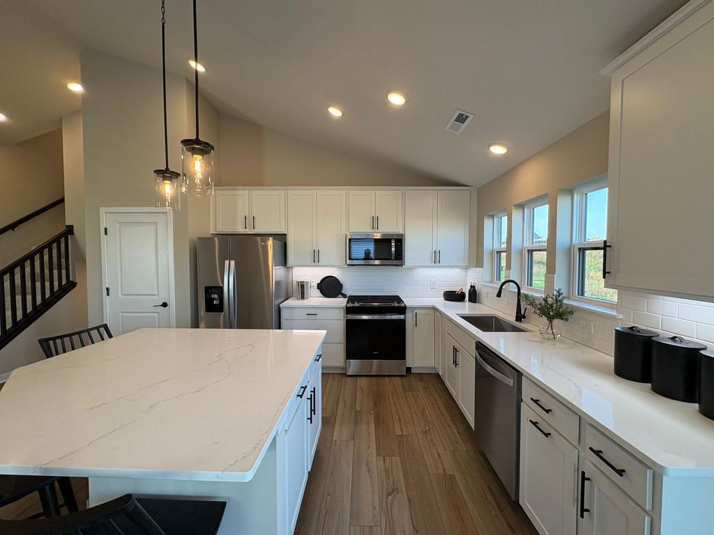 8828 63rd Street S, Cottage Grove, MN 55016 — photo 4