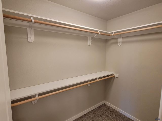 1142 COBALT DR, Rapid City, SD 57701