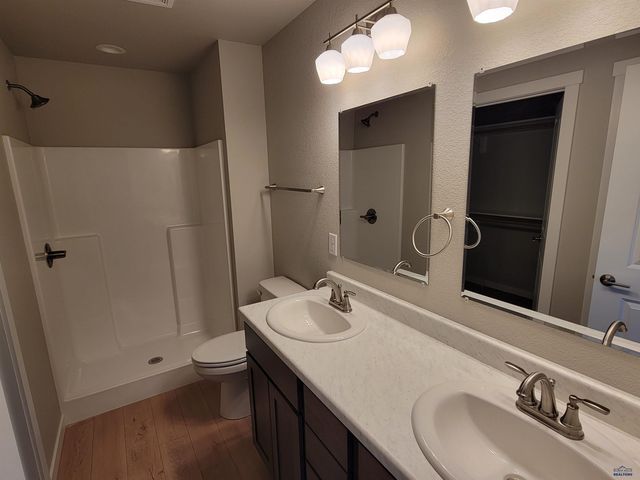 1142 COBALT DR, Rapid City, SD 57701