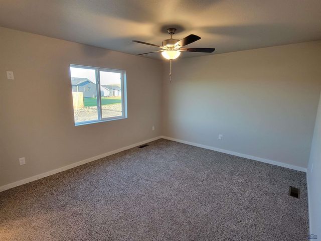 1142 COBALT DR, Rapid City, SD 57701