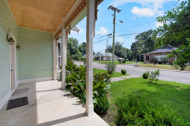 709 Belmont Ave, Shelbyville, TN 37160