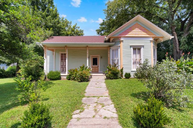 709 Belmont Ave, Shelbyville, TN 37160