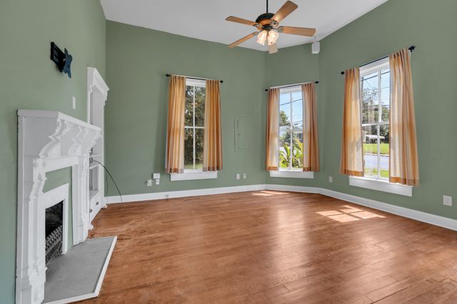 709 Belmont Ave, Shelbyville, TN 37160