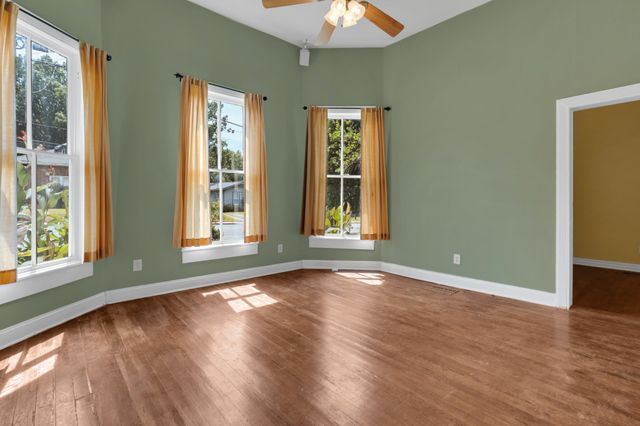 709 Belmont Ave, Shelbyville, TN 37160
