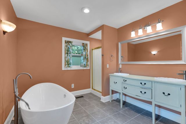 709 Belmont Ave, Shelbyville, TN 37160