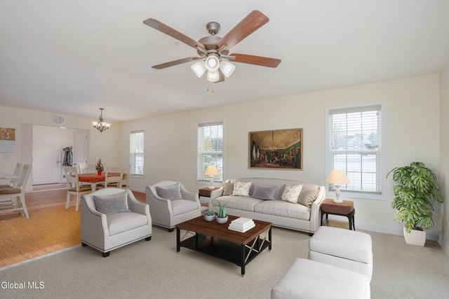 25 Kasey Pass, Ballston Spa, NY 12020