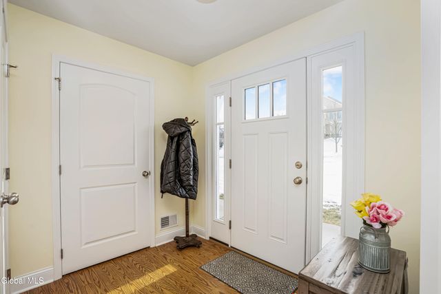 25 Kasey Pass, Ballston Spa, NY 12020