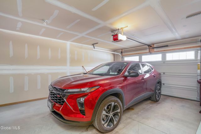 25 Kasey Pass, Ballston Spa, NY 12020