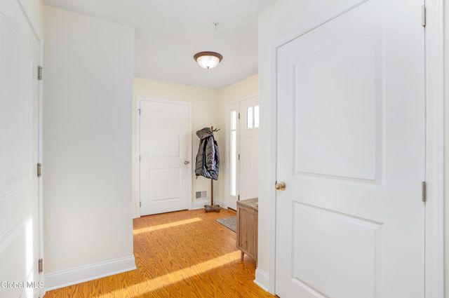 25 Kasey Pass, Ballston Spa, NY 12020