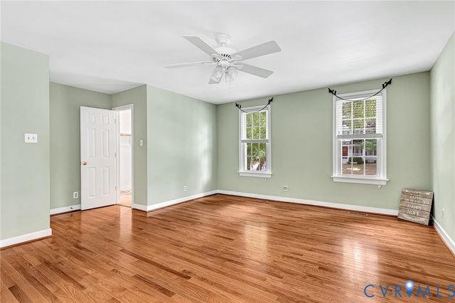 10279 Matthews Grove Ln, Mechanicsville, VA 23116