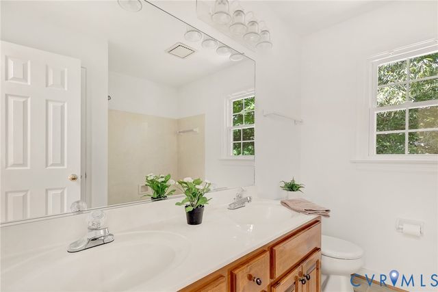 10279 Matthews Grove Ln, Mechanicsville, VA 23116