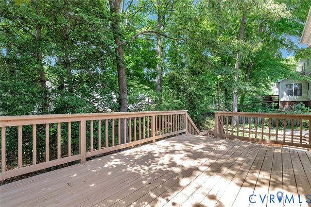10279 Matthews Grove Ln, Mechanicsville, VA 23116