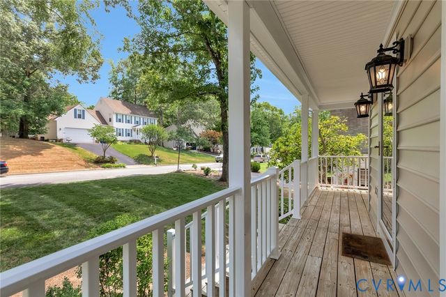 10279 Matthews Grove Ln, Mechanicsville, VA 23116