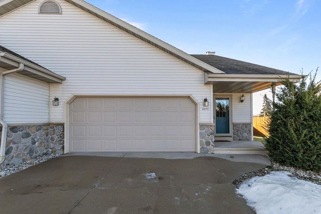 2457 BLAKE COURT, Oshkosh, WI 54904